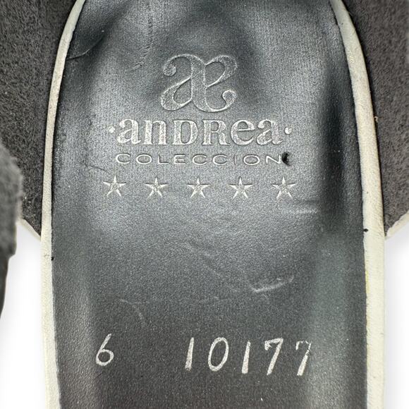 Andrea Coleccion | Size 8 | White Leather Round Toe Chunky 4 Inch High Heel Pump - Picture 8 of 11